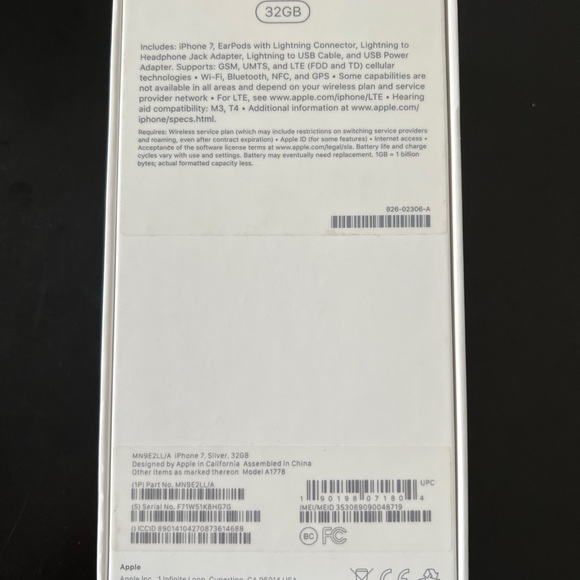 Apple iPhone 7 32GB A1778 Silver with Box UNLOCKED - Picture 11 of 12